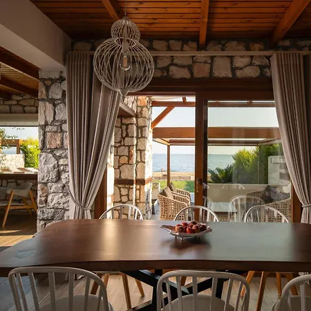 Dafnes Village Villa *