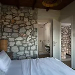 Villa Dafnes Village *