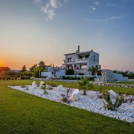 Dafnes Village Villa *