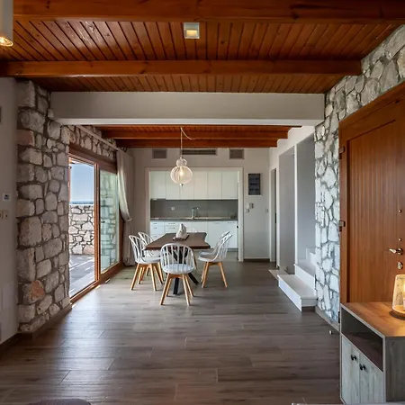 Villa Dafnes Village *