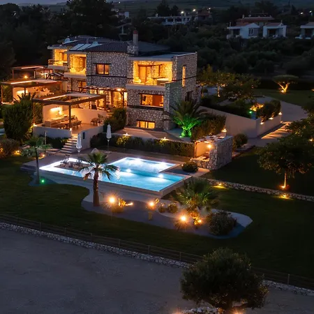 Dafnes Village Вилла Геракини