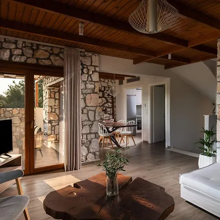 Dafnes Village * 게라크니