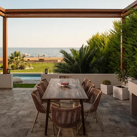 Dafnes Village * 게라크니