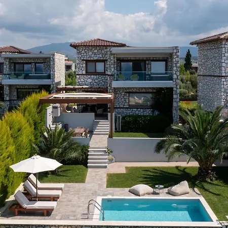 Vila Dafnes Village Gerakini