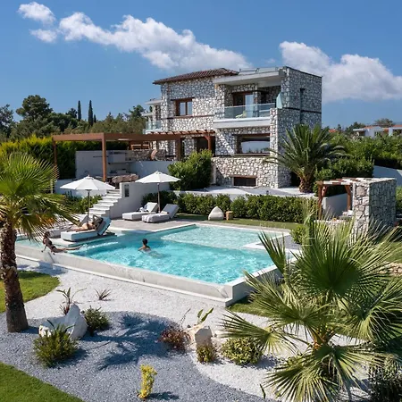 Dafnes Village 게라크니