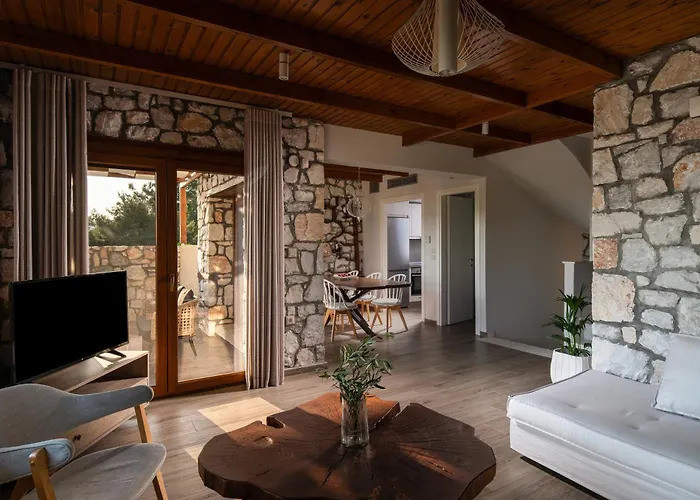 Dafnes Village * 基拉奇尼