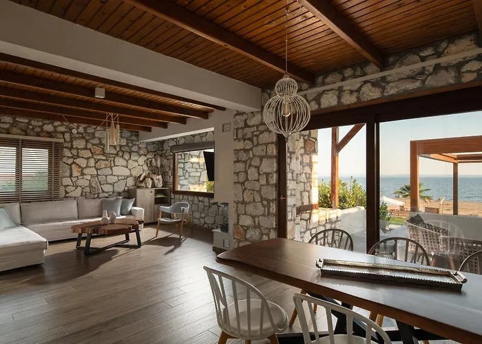 Dafnes Village Βίλα Γερακινή